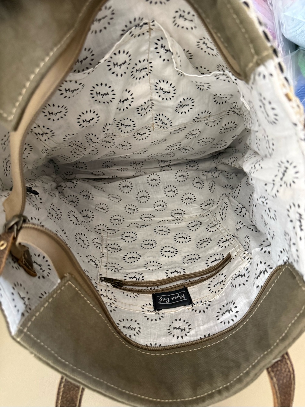 Myra woven southwest style design tote bag with leather and fur trimming. - Picture 7 of 13
